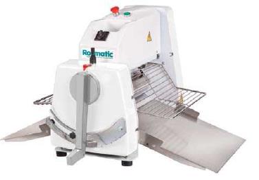 Компактная тестораскаточная машина Rollmatic  мод. S5BM (Италия)
